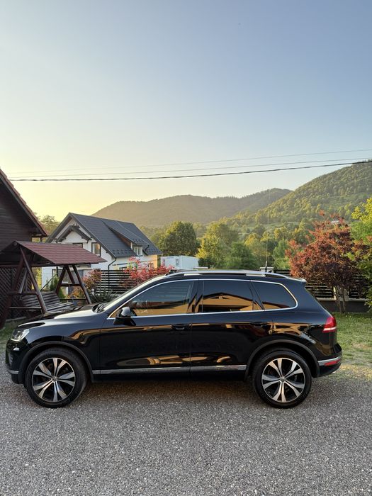 Volkswagen Touareg Facelift 3.0 TDI Euro 6 FULL ! Pano ACC Ventilatie!