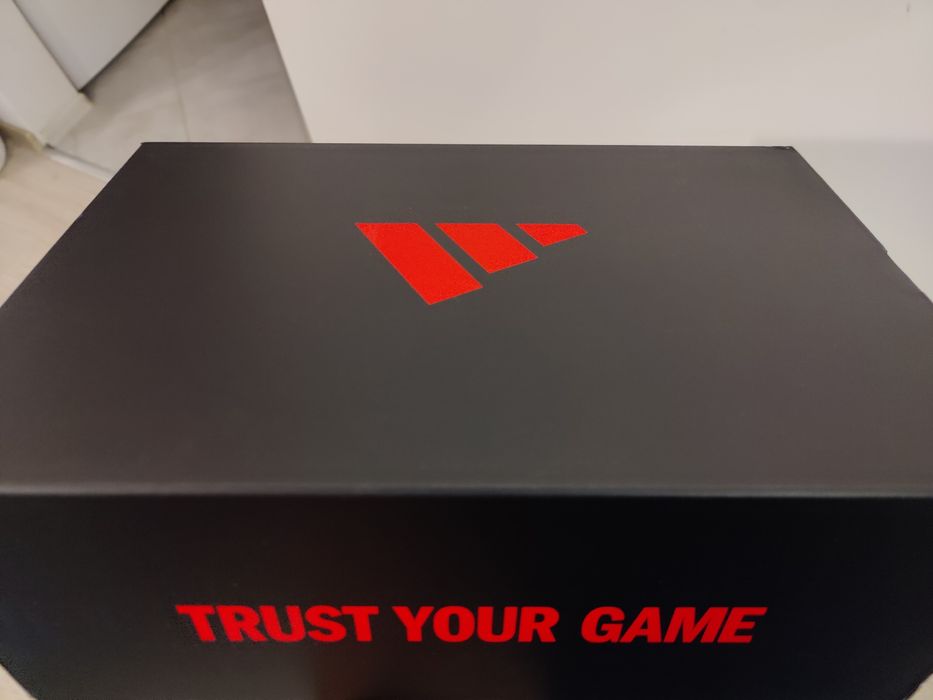 Adidas Don Issue 6 - 43 1/3 син/лилав 100 лв.