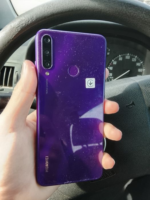 Vând doua Huawei de piese /reparat Y6P Y6 2019 preț pentru ambele