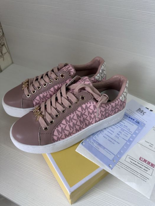 Продам женские кеды