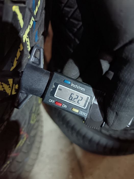 Anvelope MS iarna 235 60 18 yokohama japan 2019 6mm