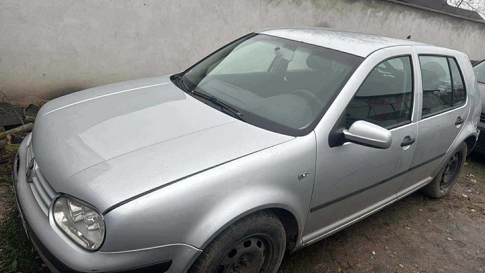 Vand golf 4 1.4 pentru dezmembrat