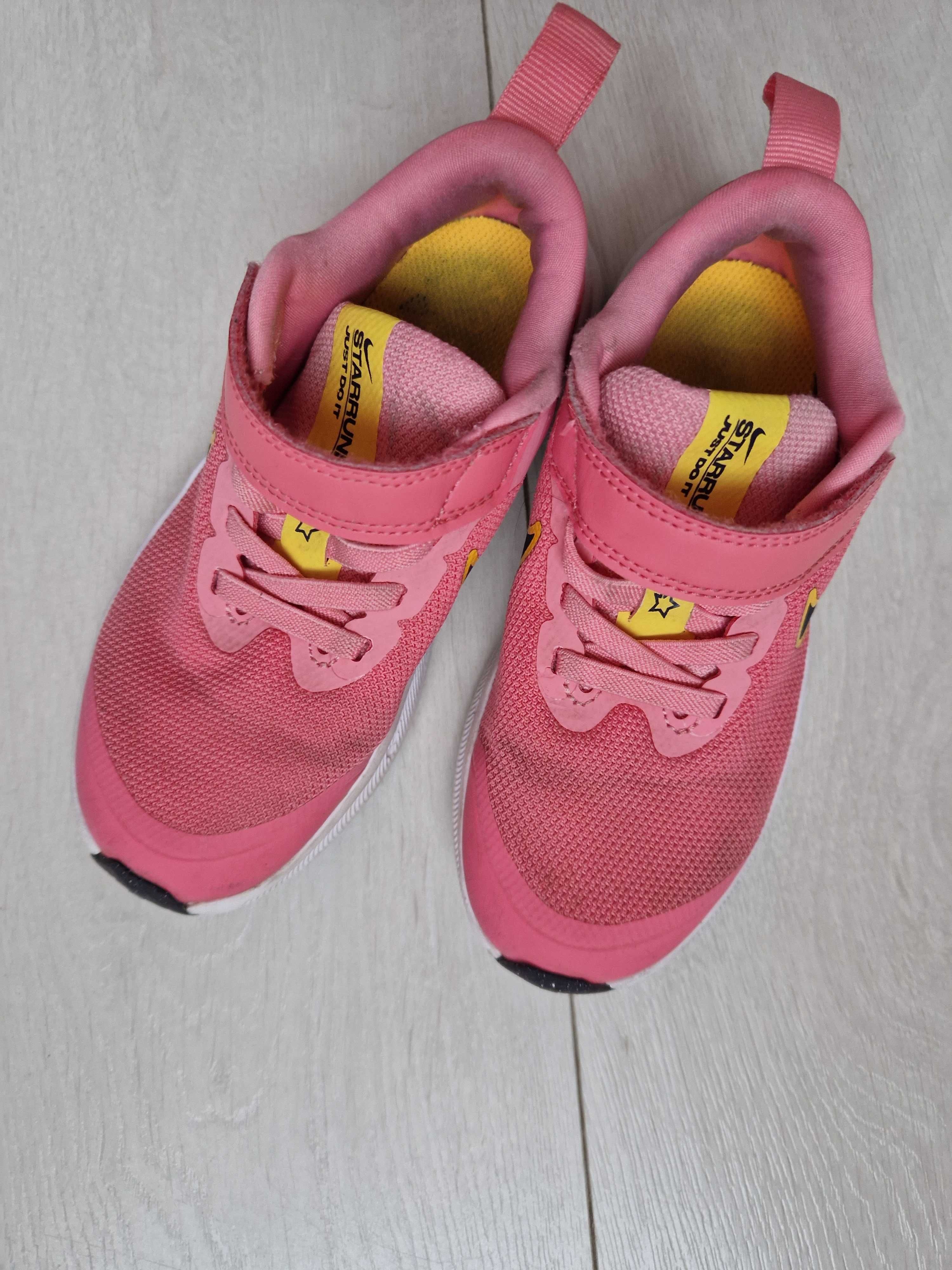 НАМАЛЕНИ Розови маратонки Nike 28