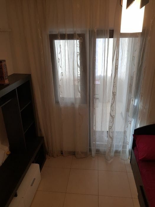 Închiriez apartament 3 camere