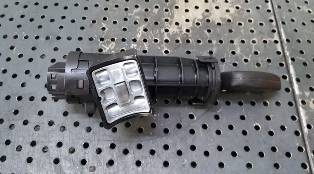 Contact cu cheie Alfa Romeo 147