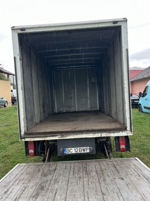 Vand NISSAN  autoutilitara