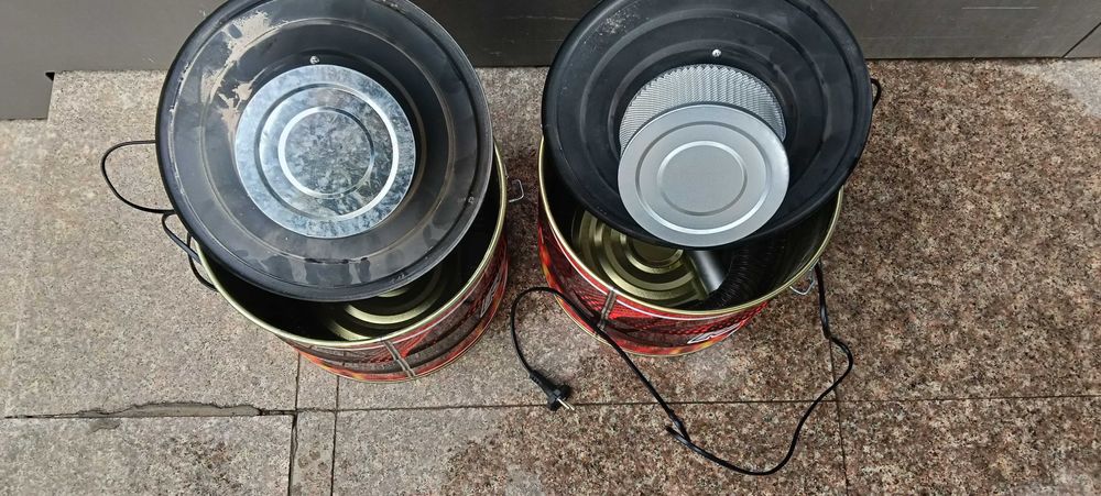 090304	Прахосмукачка за пепел 1000W 18L RD-WC02N