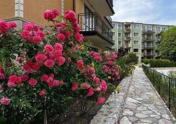 RABI PARK Residence Св. Св. Константин и Елена  двустайни и тристайни