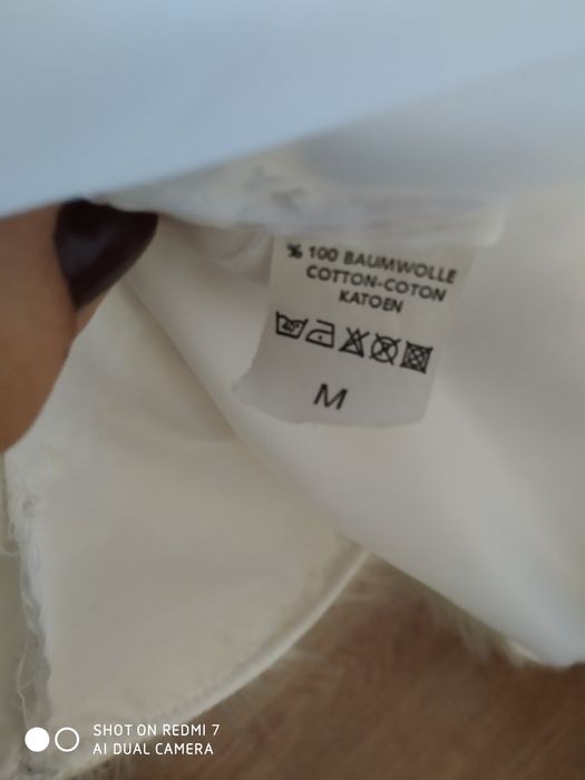 Пухено елече, М