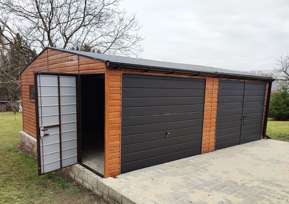 Garaj auto metalic din panouri sandwich 3.3 x 5.5m