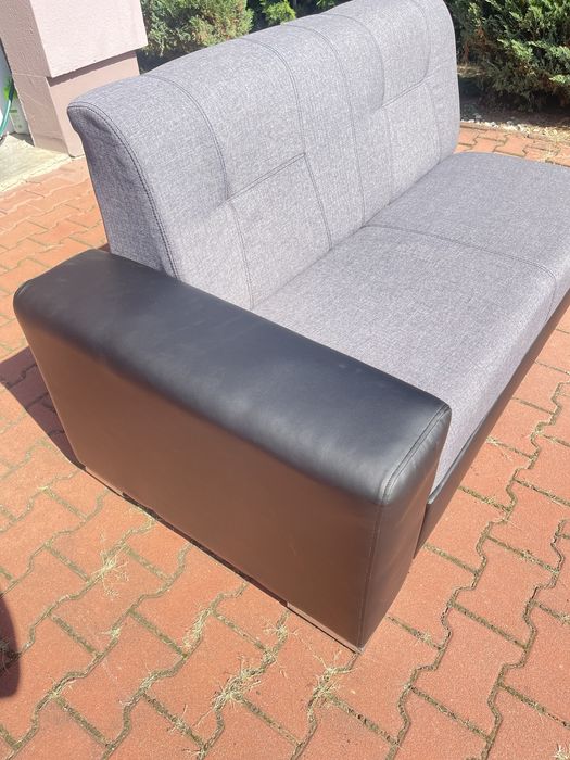 Vand coltar extensibil cu perne decorative