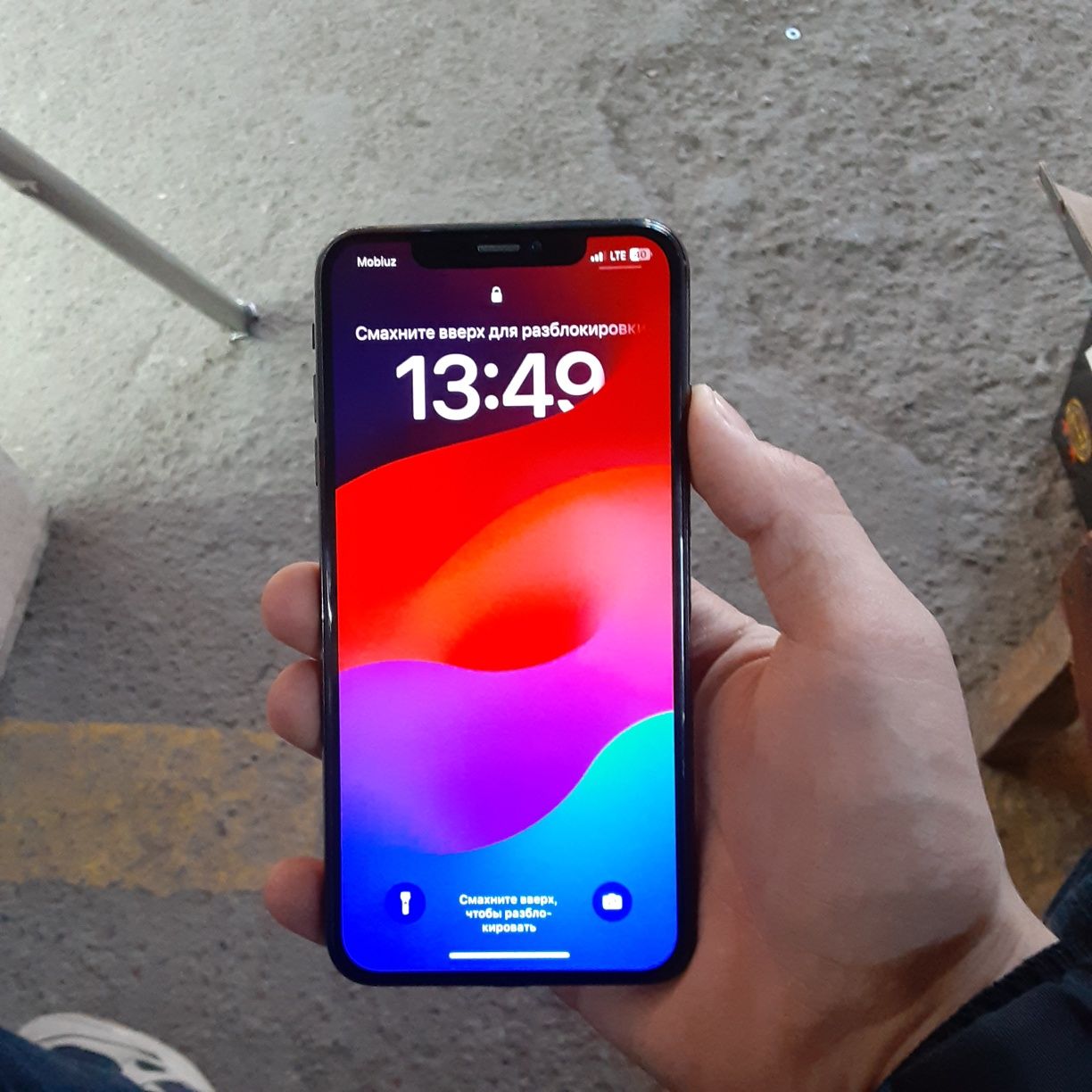 iPhone XsMax 256gb 88ёмкость 235$