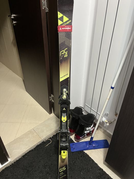 Alpine ski Fis Fischer Rc (GS)