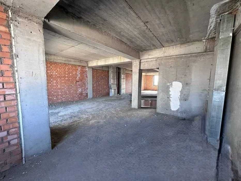 Airport House Яккасарай центр бобура  Площадь: 250м2 Дуплекс ;