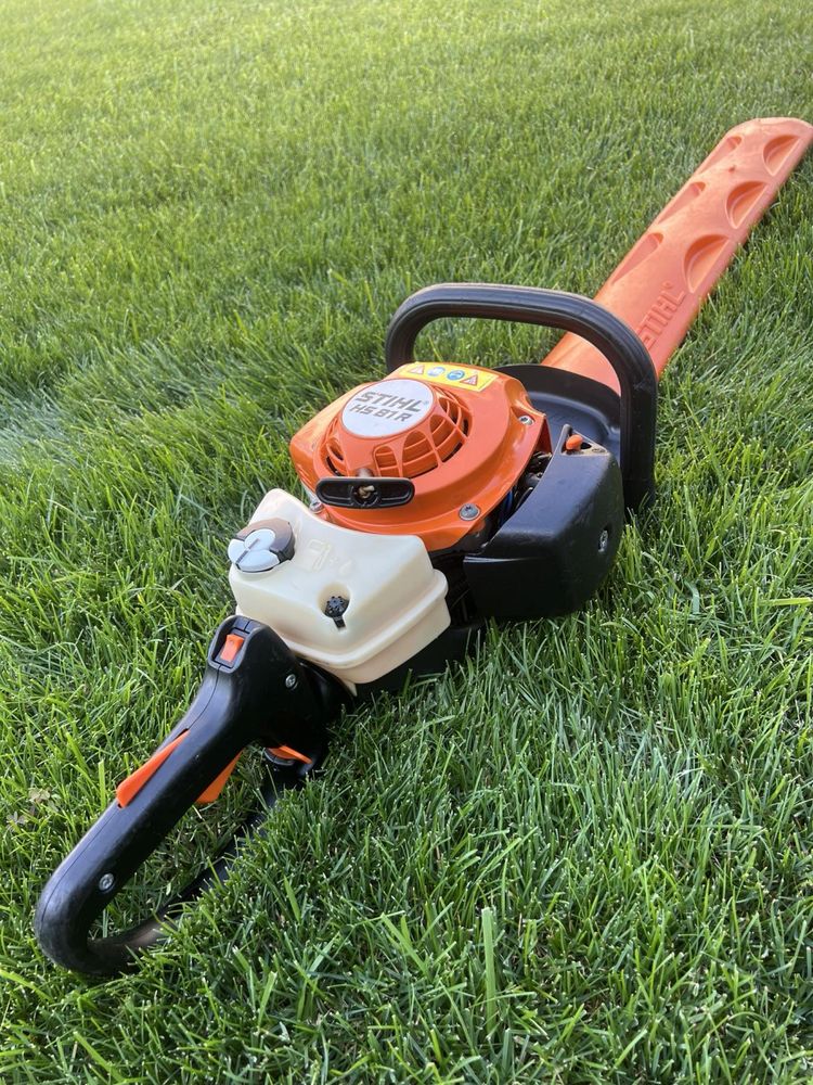 Бензинов храсторез STIHL