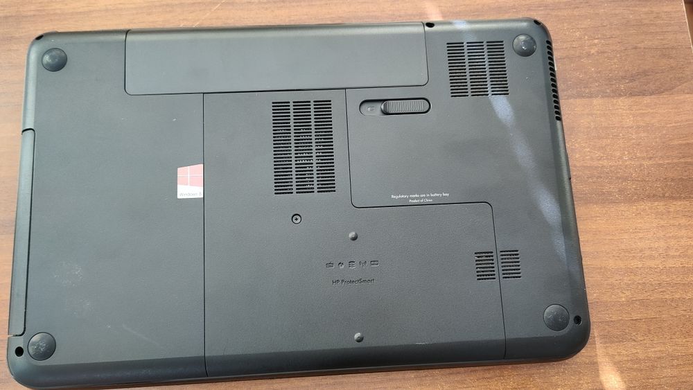 Лаптоп HP Pavilion G6 i5-3230 8GB Ram 1TB HDD Radeon 7630 1GB