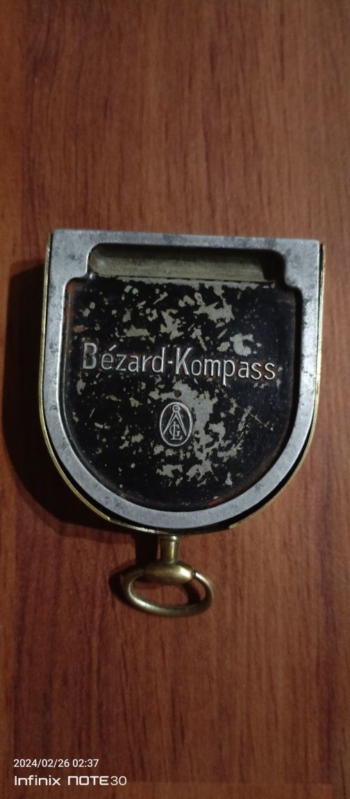 Продам Немецкий Компас BEZARD