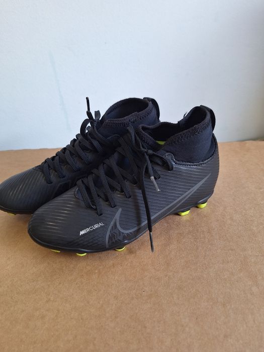 Детски бутонки  найк 33номер