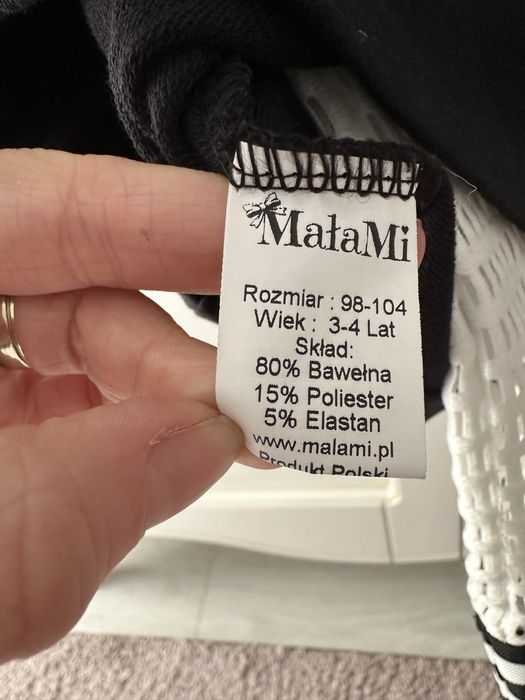 Rochita fetita 3-4 ani