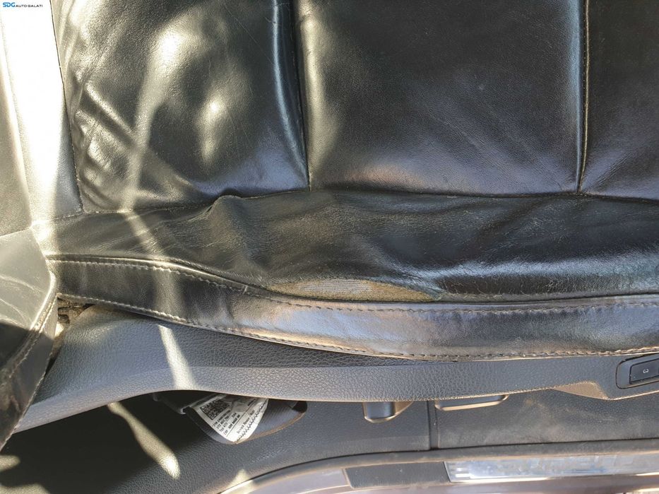 Interior Piele Electric Scaun Scaune Stanga Dreapta Fata cu Incalzire si Bancheta cu Spatar cu Defect Skoda Superb 2 Break Combi 2008 - 2015 [K0062]