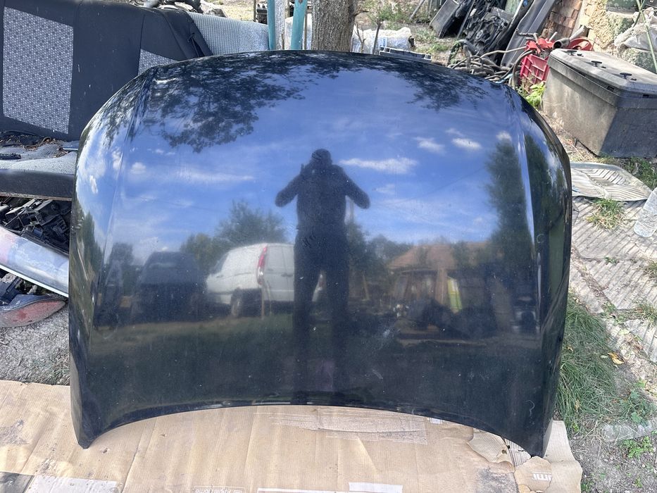 Преден Капак VW Passat B6 2010 Година