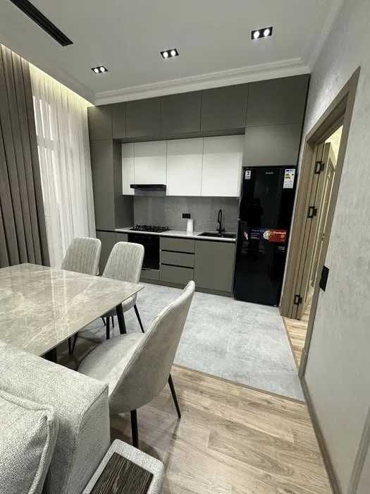 Сдаётся квартира на Мирабадский  р-н Айбек