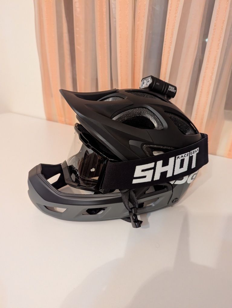 Каска TSG L размер, нова (mtb)