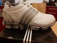 Pantofi sportivi marca Adidas pentru golf