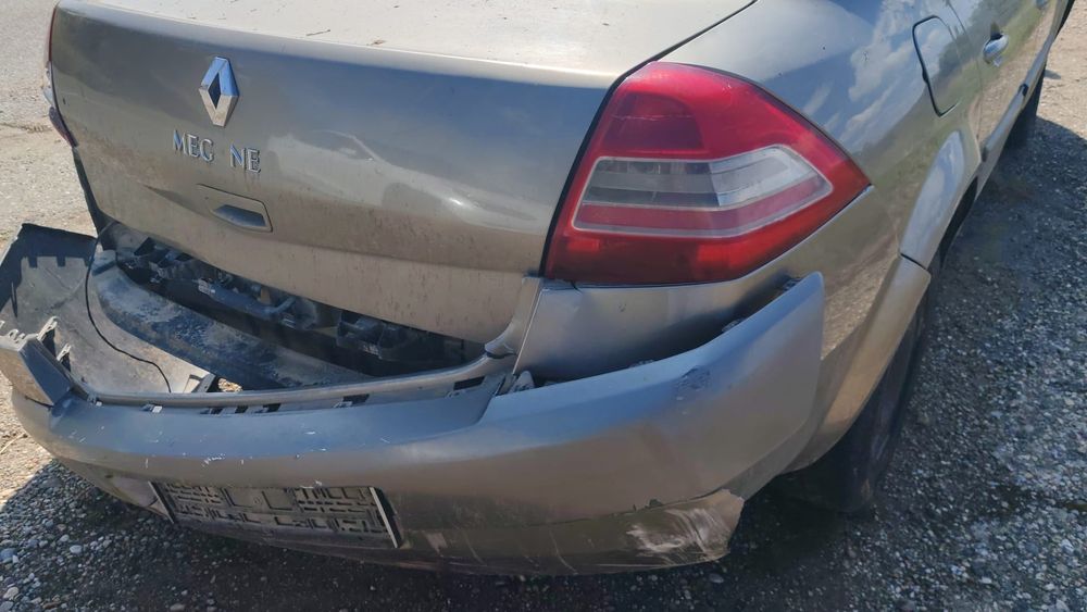 Renault Megane 1.5 dci avariat