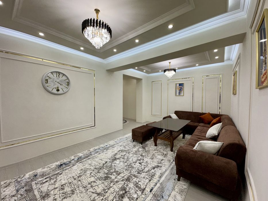 3х комнатная квартира, на 4 этаже. Рудакий.