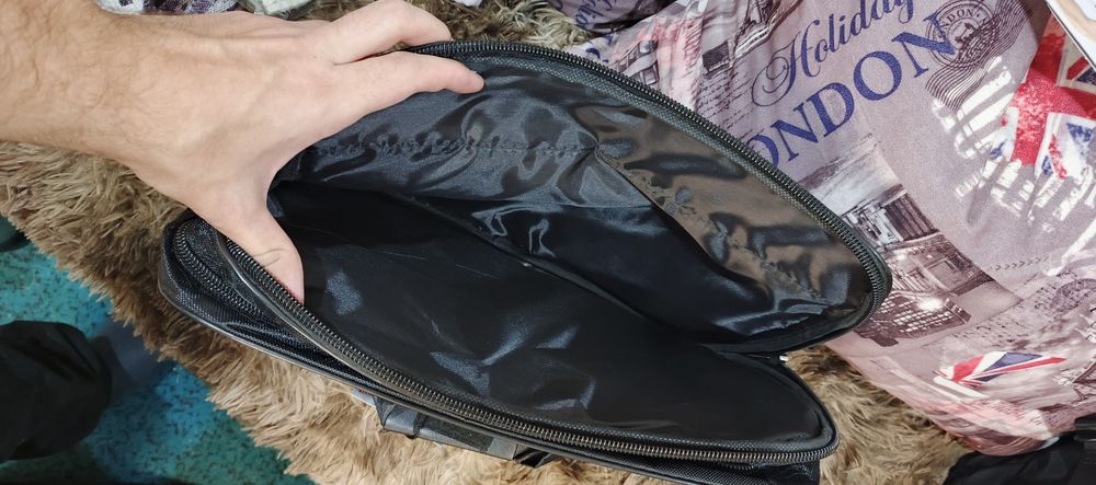 Продам сумку для ноутбука