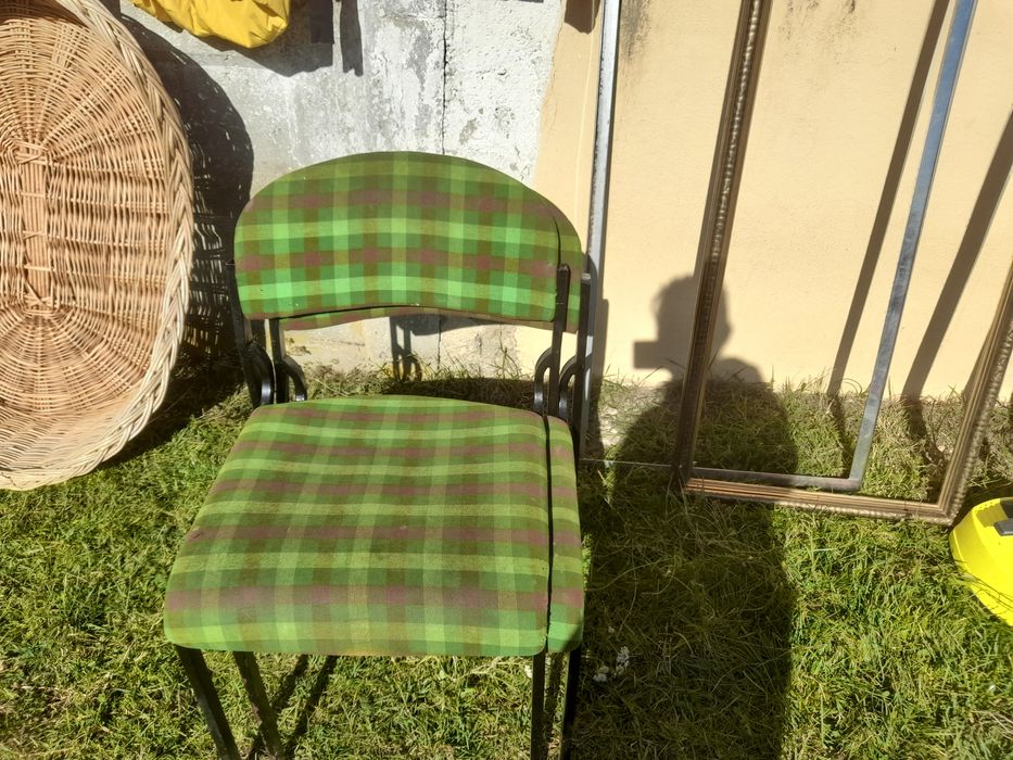 O remorca plina cu marfa pt piețe și târguri