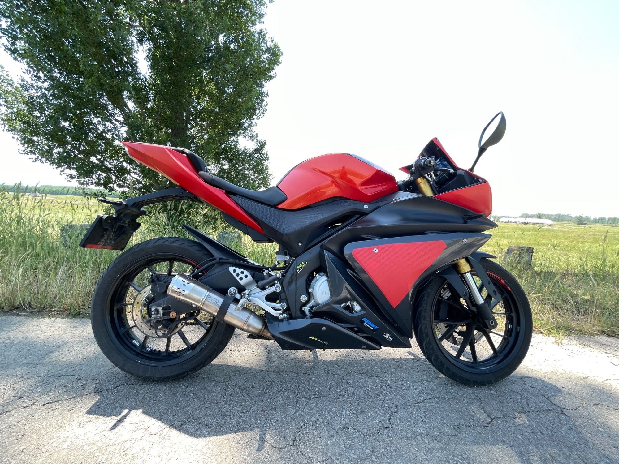 Yamaha YZF R125 2016
