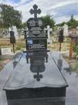 Monumente funerare