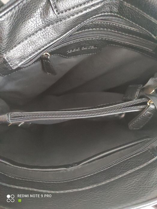 Дамска чанта - 20 лв.