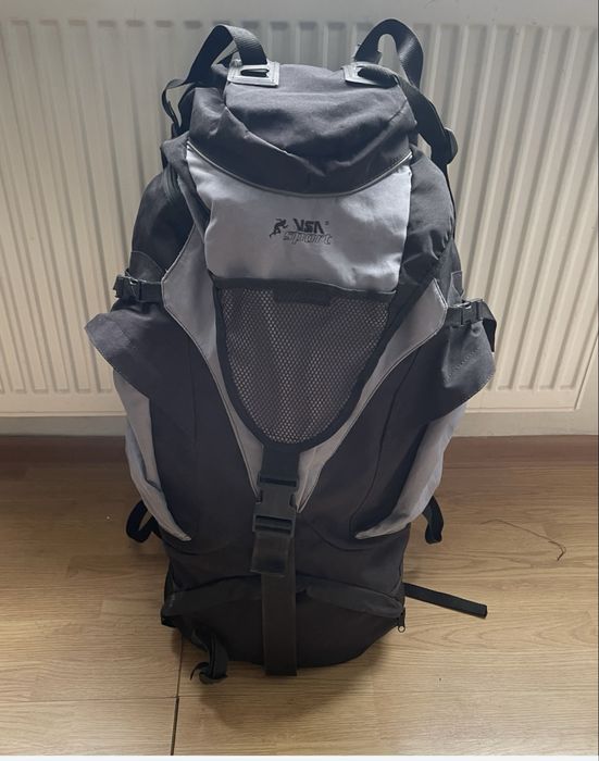 Rucsac de munte 50L gri/negru