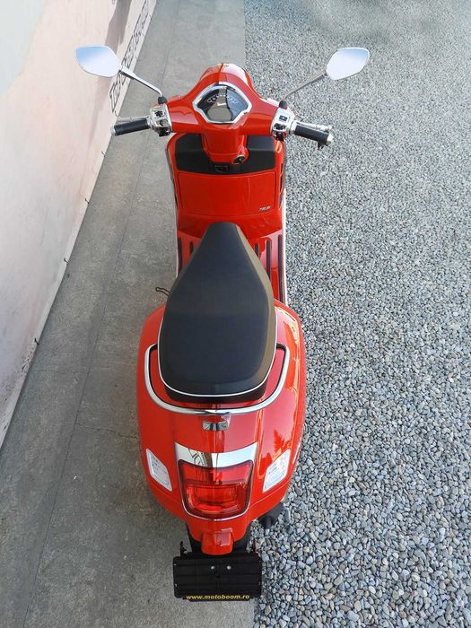 Scuter Vespa GTS Super 125 2024 | Rate | Leasing