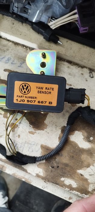 Сензор esp golf 4/audi a3 8l.bora passat .shkoda