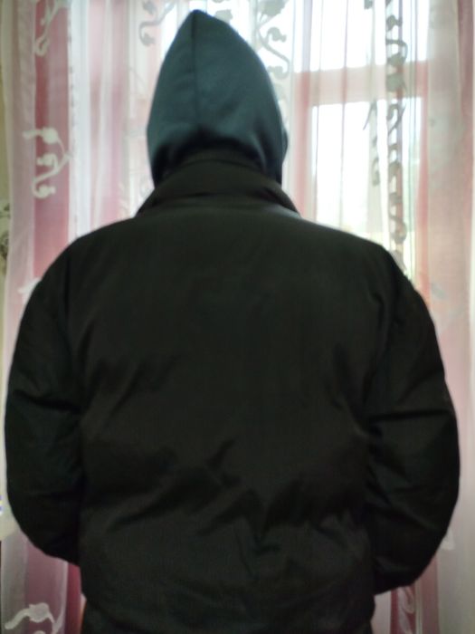 Продаю куртки унисекс