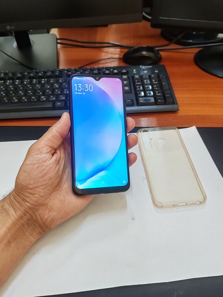 Vivo Y17 8/256gb(2024)ideal ochilmagan usta kurmagan aybi yuq