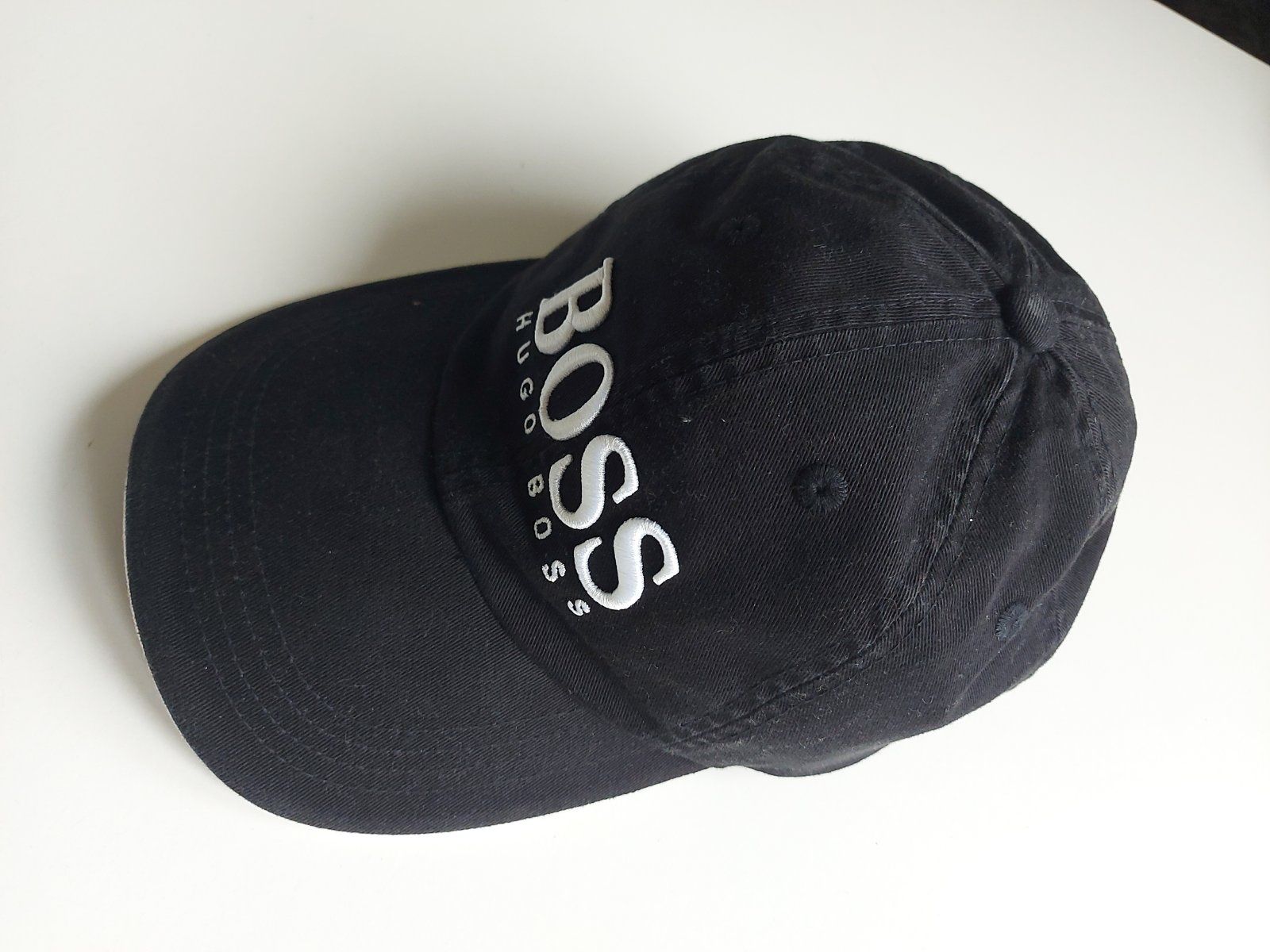 Hugo Boss, Acne studio,шапки с козирка,unisex 58-62 см