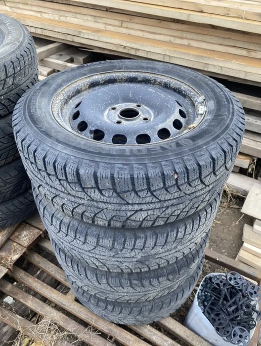 Шины зимние с дисками 195/65R15 от Ауди Б4