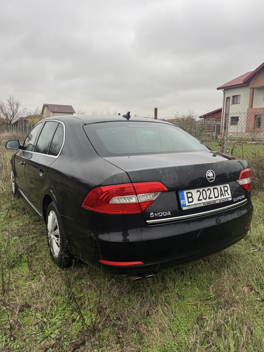 Skoda superb 2 facelift usor avariata