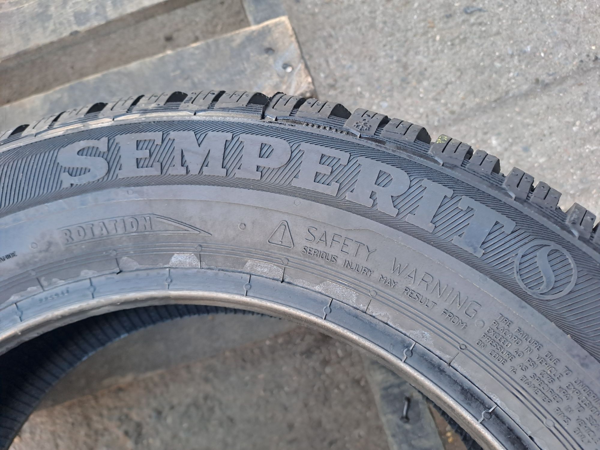 2бр. Нови 165/65/14 Semperit Master Grip 2