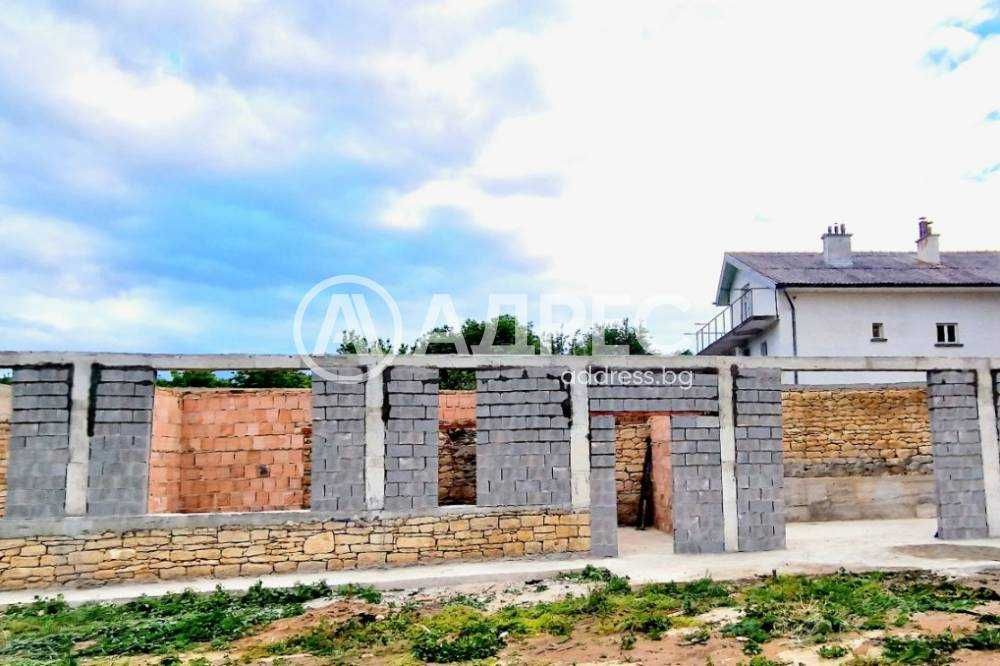 Продава се Къща в с. Пороище, Област Разград - 100 кв.м за 220 €/кв.м - Снимка #1