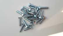 100 bucati surub cu cap hexagonal din otel-carbon, zincuite, M10x40 mm