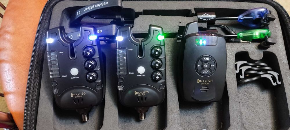 Set 2 Avertizori cu Statie HAKUYO 2014 Plus 2 Swinger Delphin Skiper