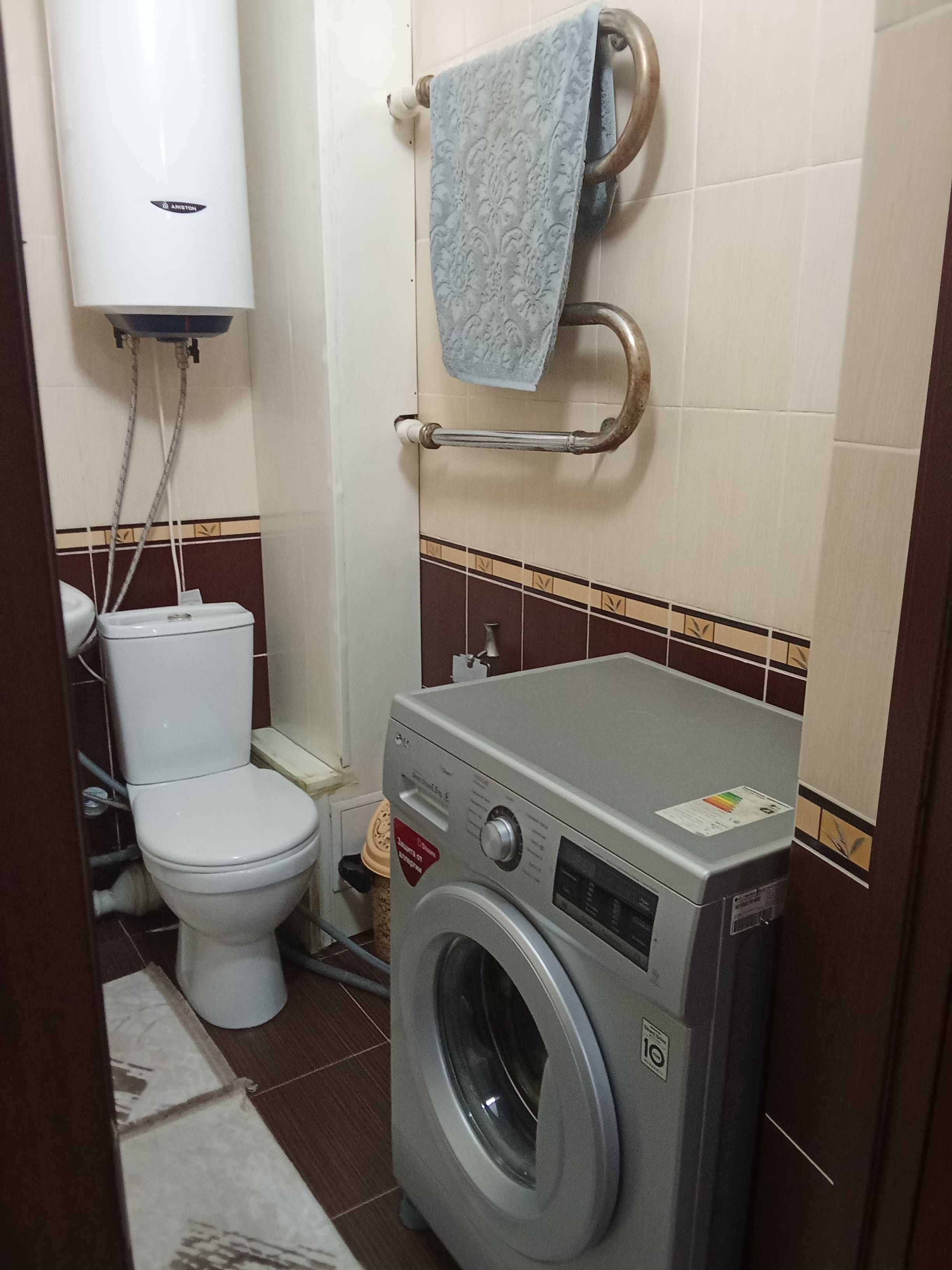 Продаётся 2-х комн. квартира  на Юго-Востоке по ул. пр. Шахтёров д.70