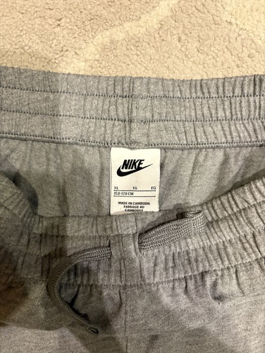 Къси панталони Nike