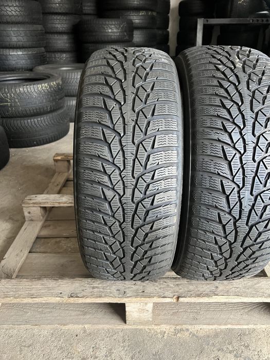 2 anvelope de iarna 215/55/17 nokian!